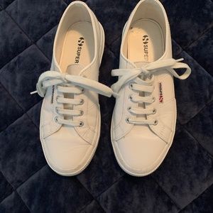 Superga Womens Leather Sneaker size 38